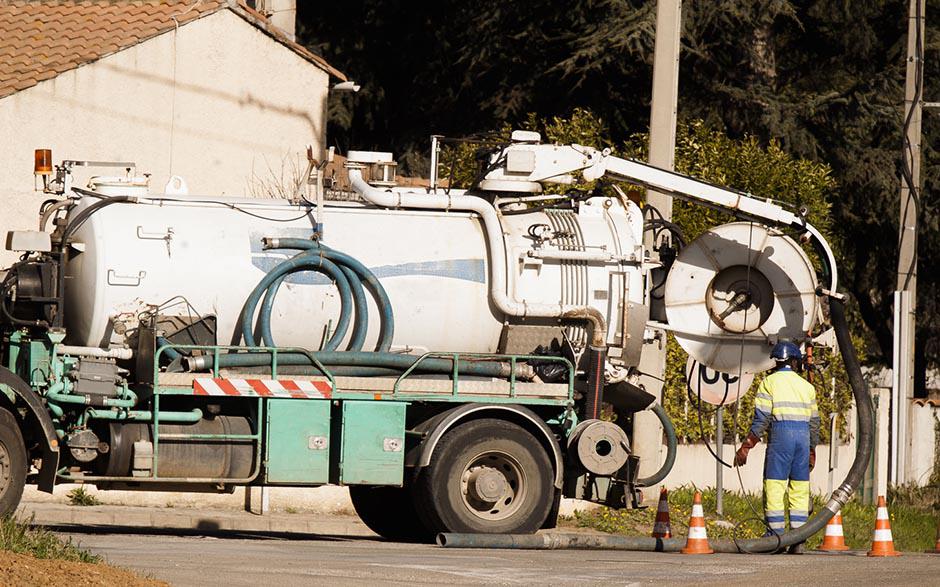 tarif curage canalisation Aubergenville